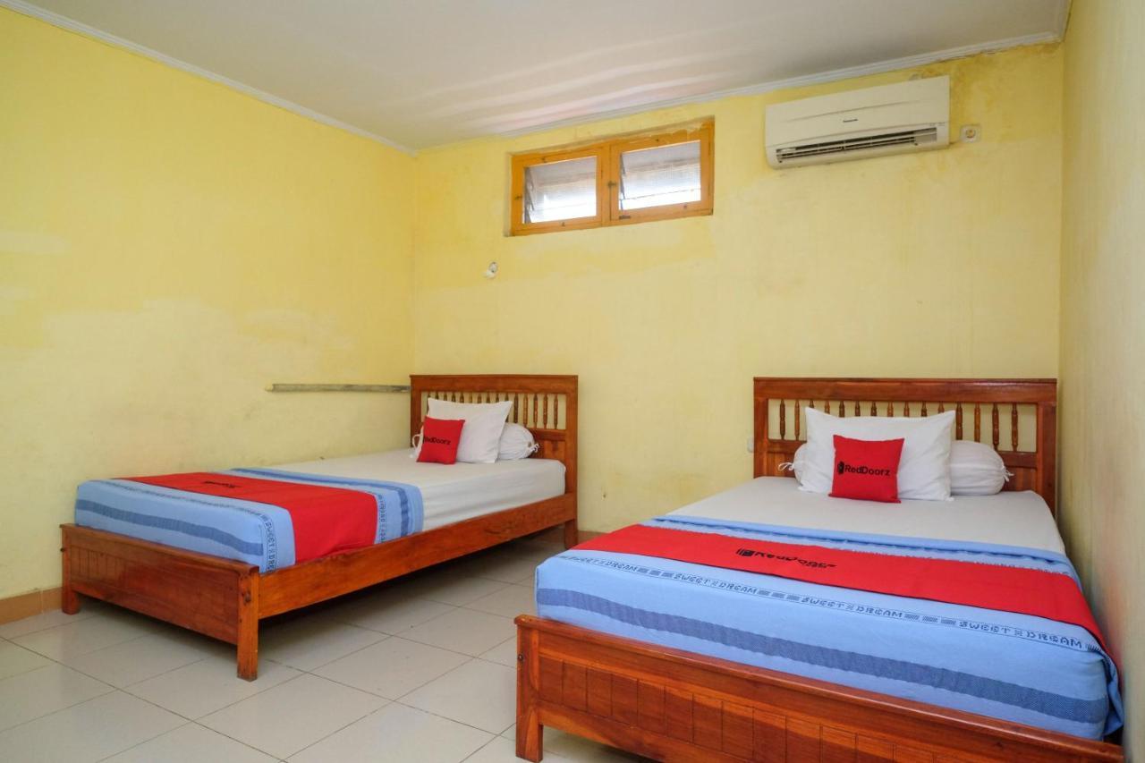 Reddoorz Near Pelabuhan Nusantara Parepare Kültér fotó